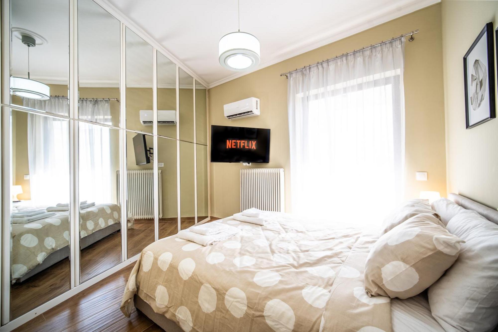 Μκ Αpartment 2Υδ - Nikea Metro Apartment พีเรียส ภายนอก รูปภาพ